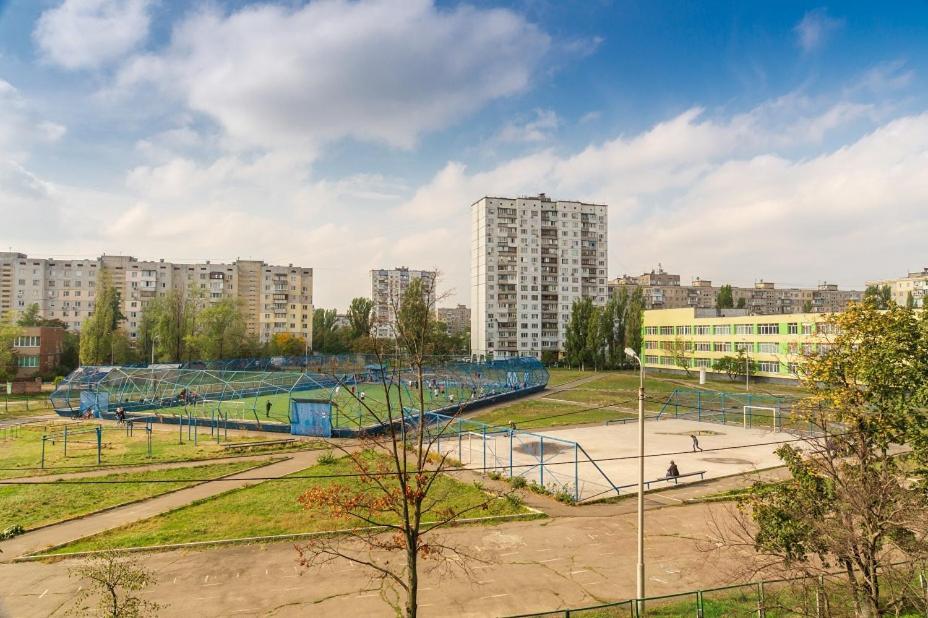 Квартира По Адресу Приозерная 8 Б Оболонь Kyiv Exterior foto